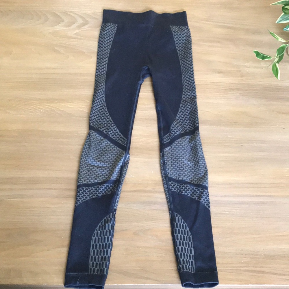 Lulu lemon pants Sz 4